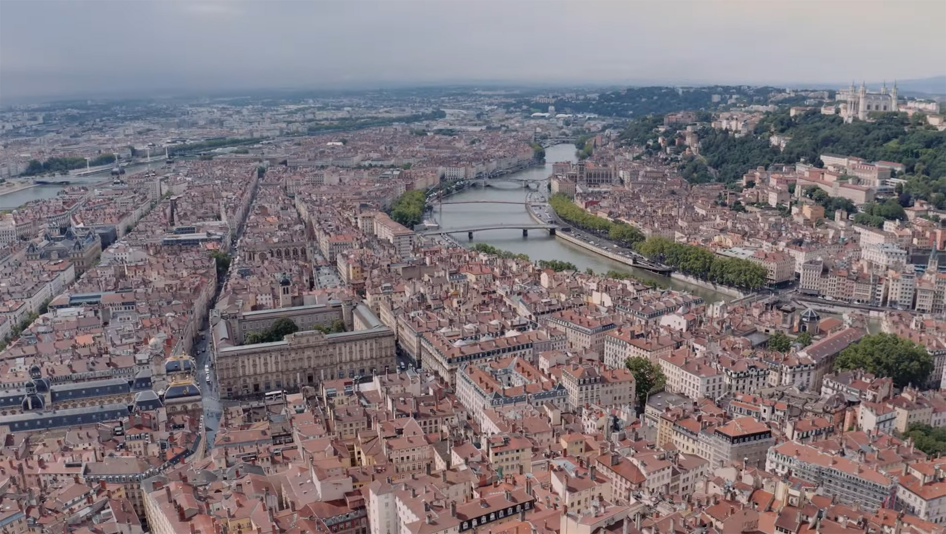 Le Musée des Beaux-Arts de Lyon vu du ciel