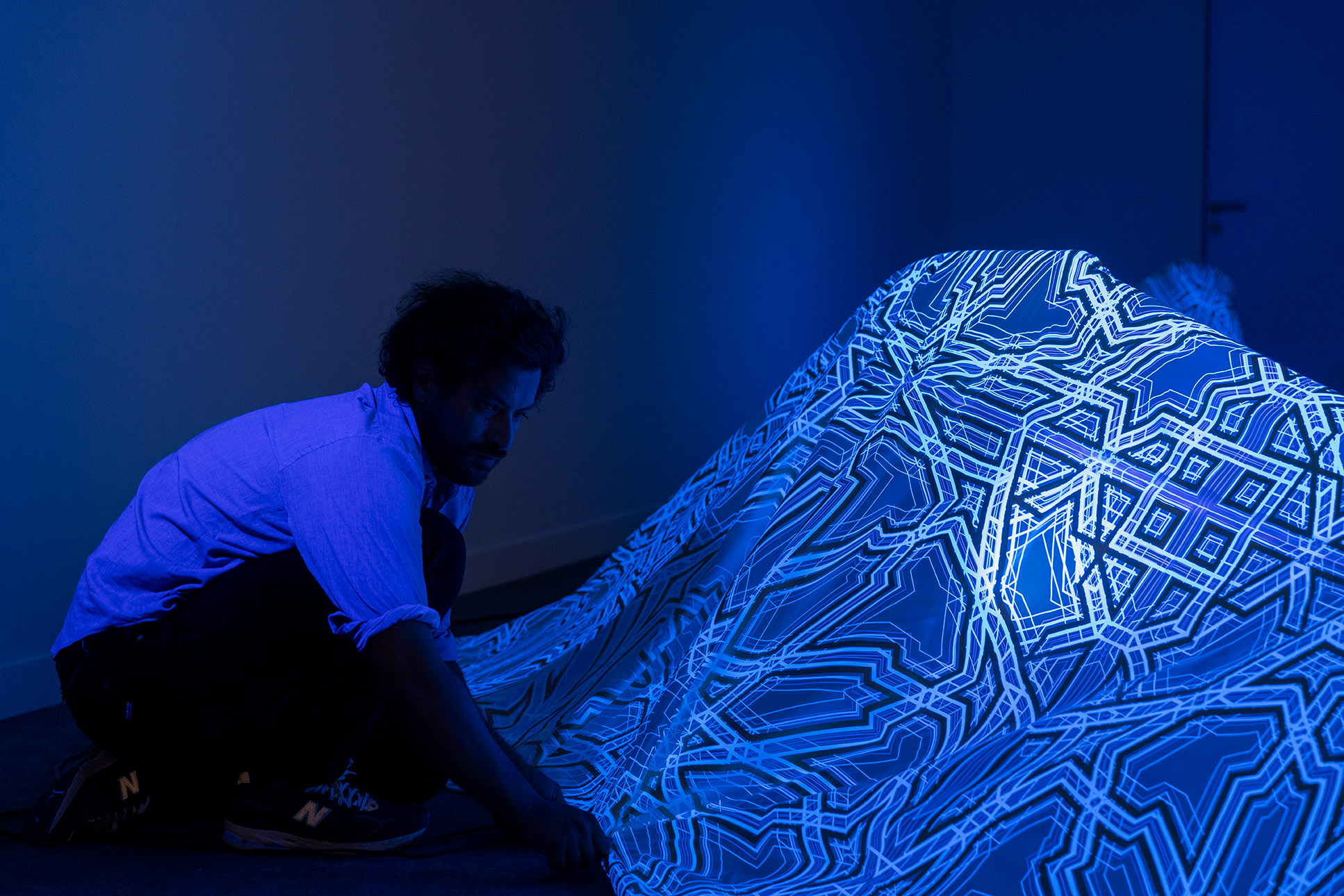 Mounir Ayache et son œuvre Silken Sarab