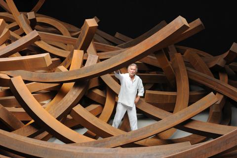 Portrait d'artiste Bernar Venet