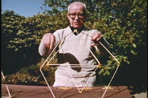 Portrait d'artiste Richard Buckminster Fuller