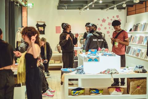 Vue de la boutique éphémère avec les Apprentis d'Auteuil