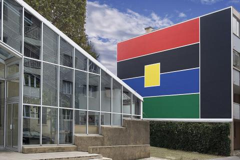 Façade